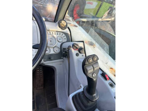 Навантажувач Claas Scorpion 7040 (2011)