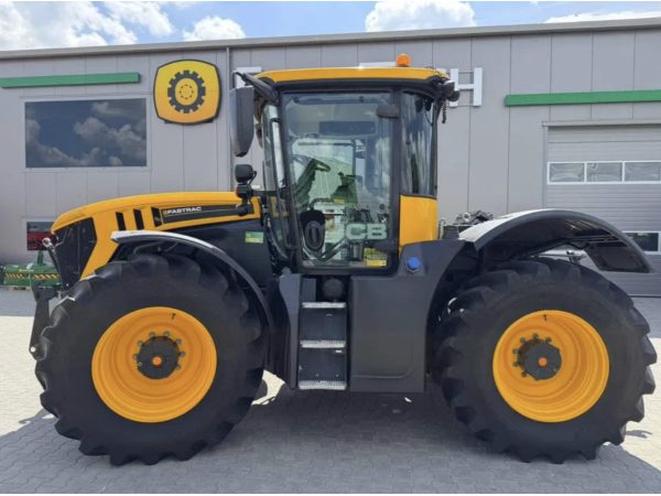 Трактор JCB Fastrac 4220 (2020)