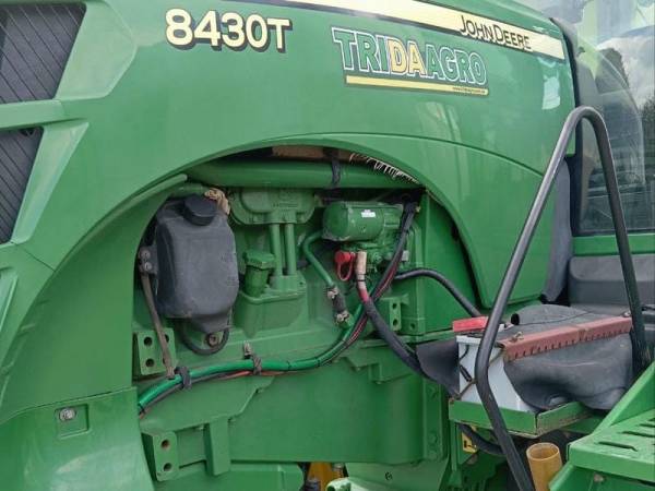 Трактор John Deere 8430T (2007)