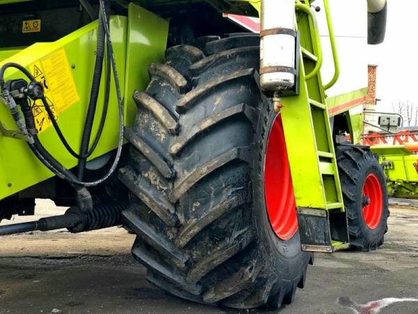 Комбайн Claas Lexion 480 (2003)