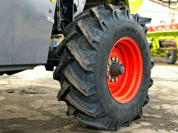 Комбайн Claas Lexion 480 (2003)