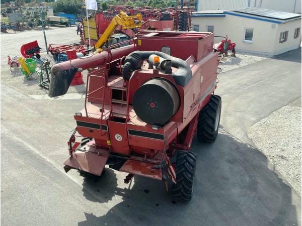 Комбайн Case IH 2388 (2002)