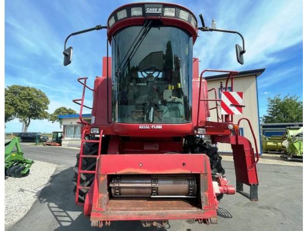 Комбайн Case IH 2388 (2002)