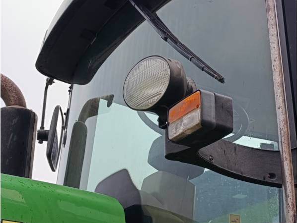 Трактор John Deere 7820 (2005)