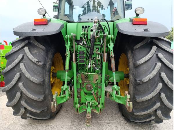 Трактор John Deere 7820 (2005)