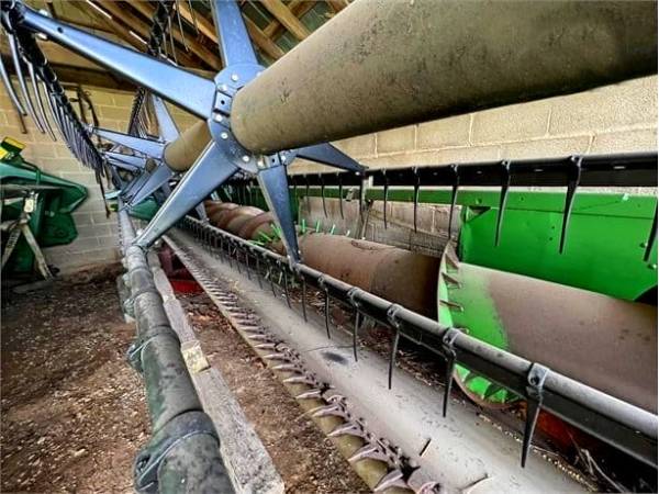 Жатка John Deere 925F (2001)