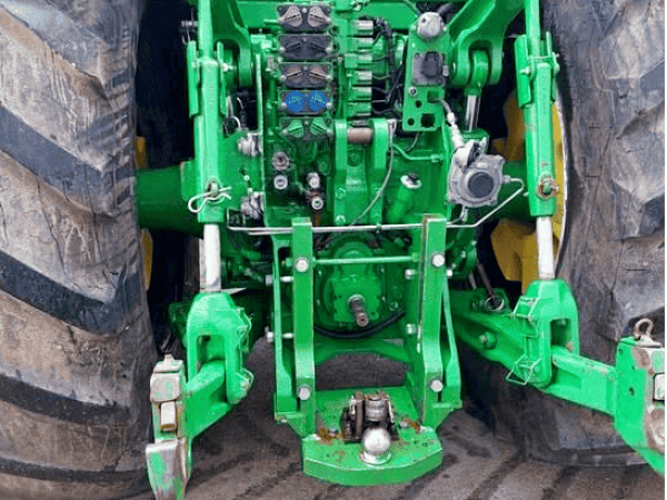 Трактор John Deere 8310R (2014)