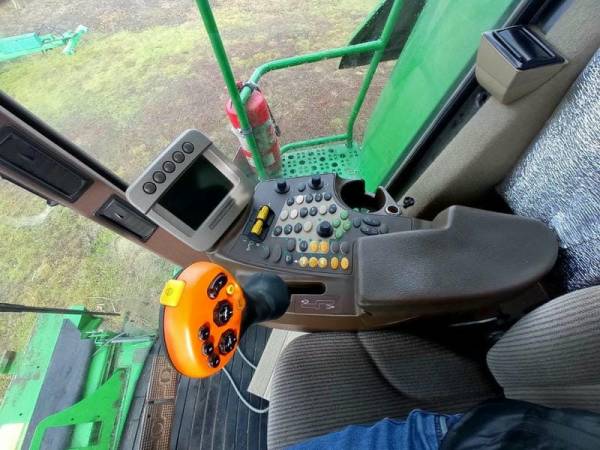 Комбайн John Deere S 690i (2010)