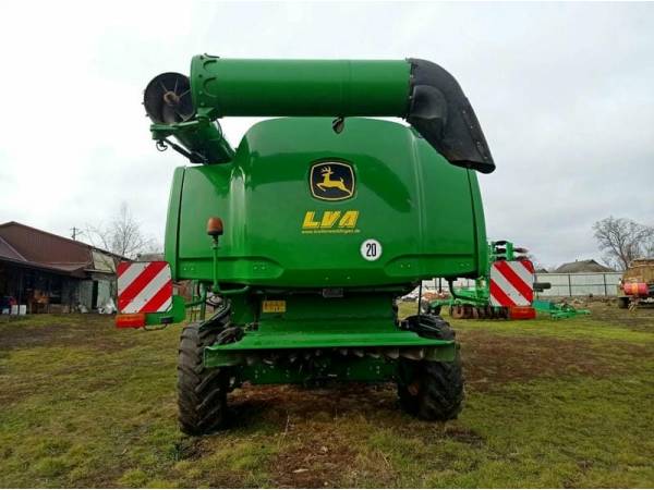 Комбайн John Deere S 690i (2010)