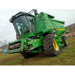 Комбайн John Deere S690i (2010)