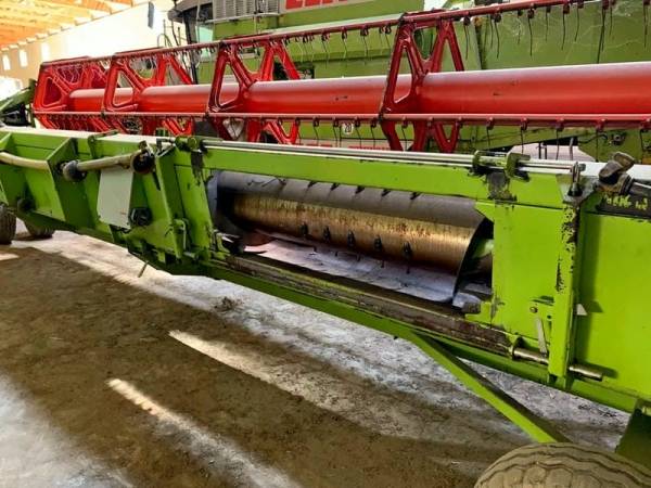 Комбайн Claas Lexion 480 (2001)