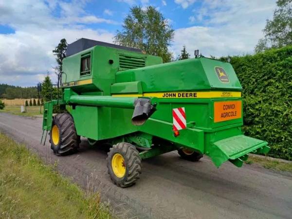 Комбайн John Deere 1177 (1989)
