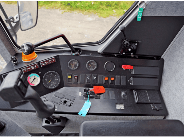 Комбайн Massey Ferguson 7238 (2001)