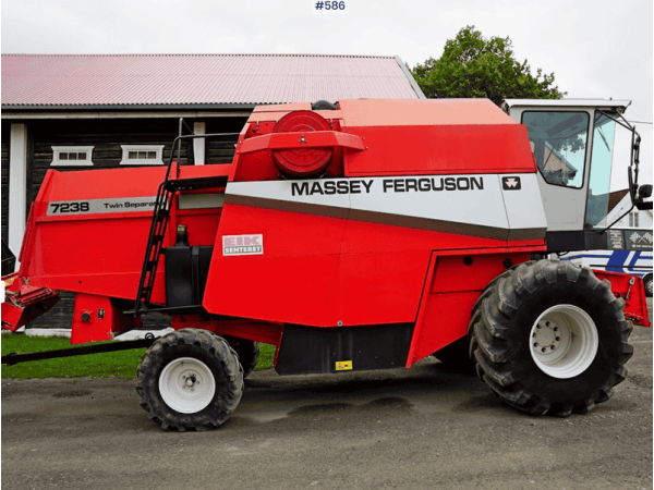 Комбайн Massey Ferguson 7238 (2001)