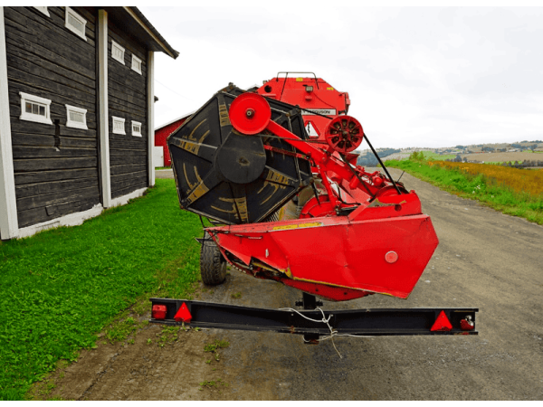 Комбайн Massey Ferguson 7238 (2001)