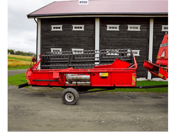 Комбайн Massey Ferguson 7238 (2001)