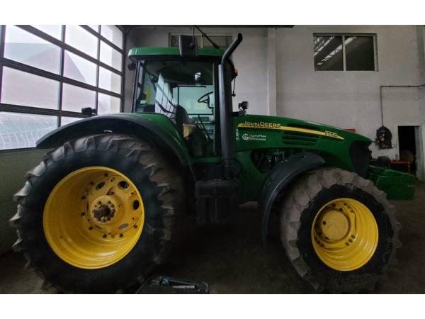 Трактор John Deere 7720 (2005)