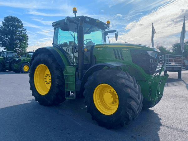 Трактор John Deere 6210R (2013)