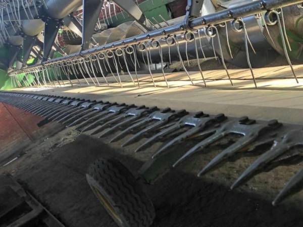 Рапсовый стол  John Deere Zurn 7.6метров