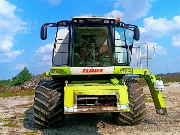 Комбайн Claas Lexion 570 (2004)