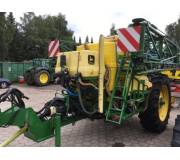 Причіпний обприскувач John Deere 638