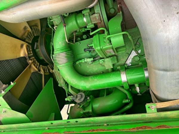Комбайн John Deere S680 (2012)