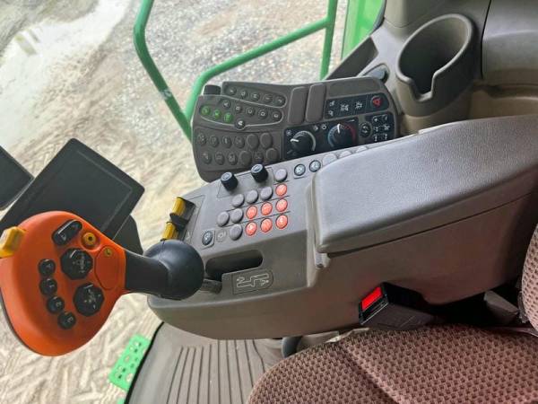 Комбайн John Deere S680 (2012)