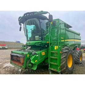 Комбайн John Deere S680 (2012)