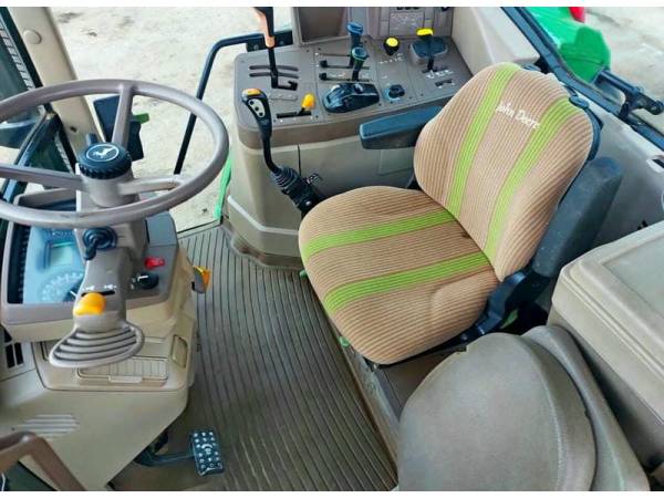 Трактор John Deere 6130 с погрузчиком (2008)