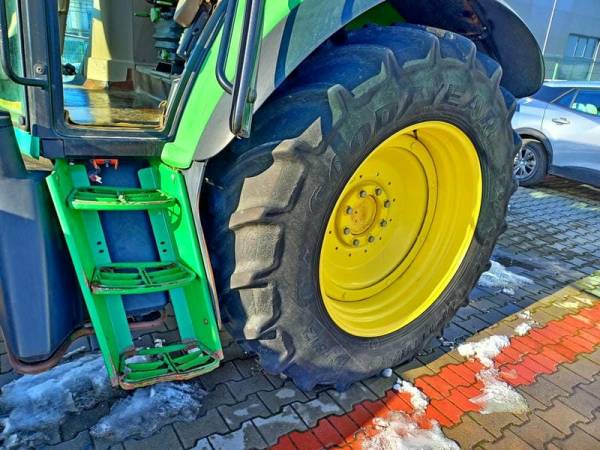 Трактор John Deere 6630 (2008)