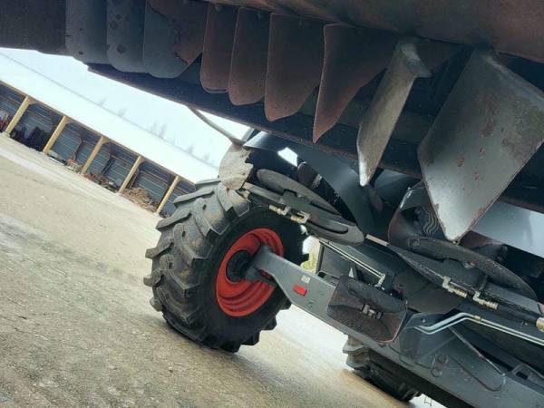 Комбайн Claas Lexion 550 (2005)