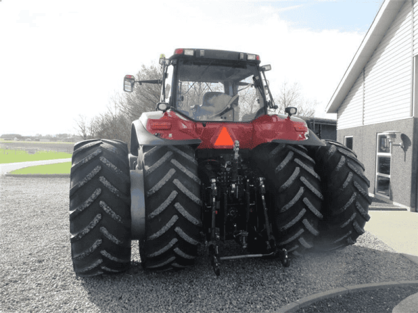 Трактор Case IH Magnum 340 (2012)