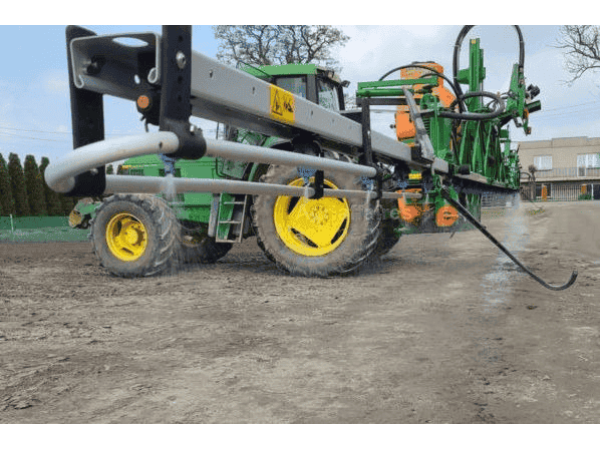 Навесной опрыскиватель Amazone UF 1501 (2017)