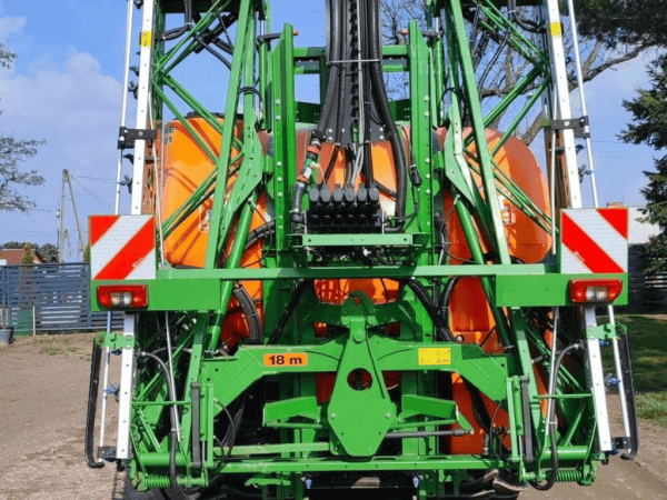 Навесной опрыскиватель Amazone UF 1501 (2017)