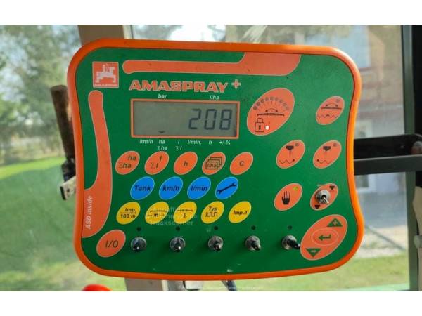Навесной опрыскиватель Amazone UF 1501 (2017)