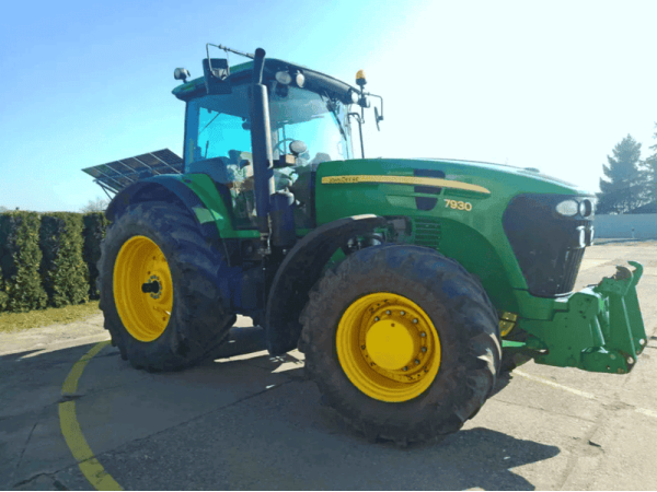 Трактор John Deere 7930 (2009)