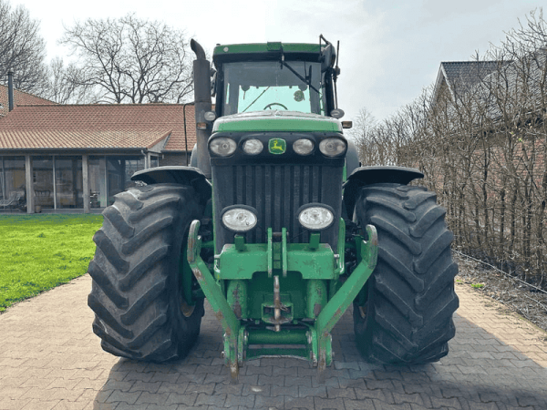 Трактор John Deere 8420 (2004)