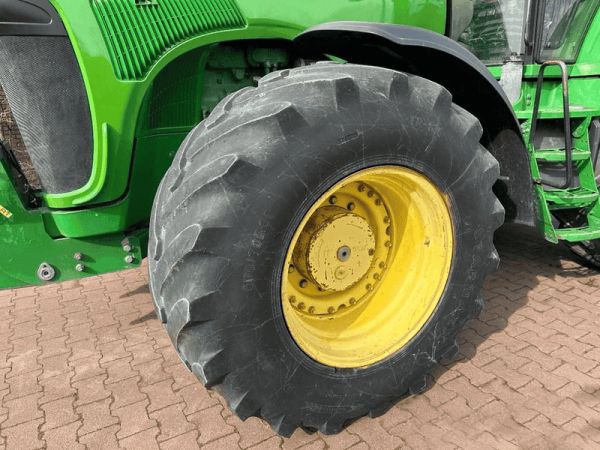 Трактор John Deere 8420 (2004)