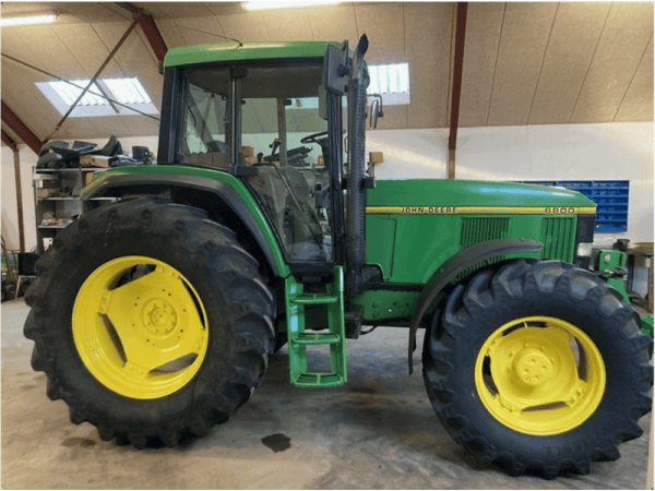 Трактор John Deere 6800 (1995)