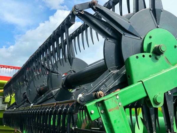 Жатка John Deere 216F