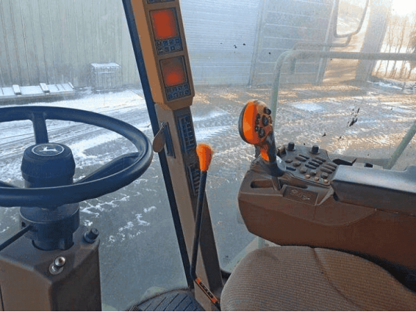 Комбайн John Deere 9560i WTS (2005)