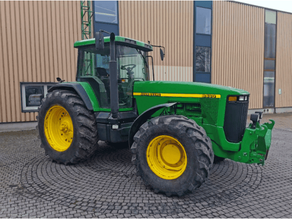 Трактор John Deere 8400 (1997)