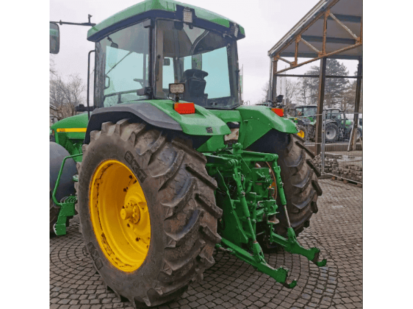 Трактор John Deere 8400 (1997)