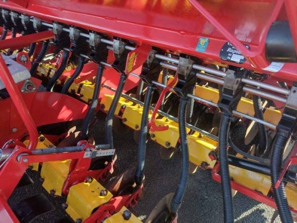 Посевной комплекс Vaderstad Rapid 400C (2004)