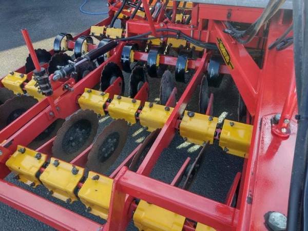 Посевной комплекс Vaderstad Rapid 400C (2004)