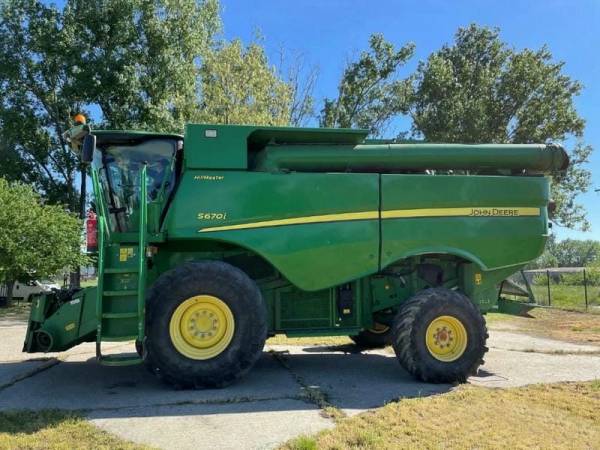 Комбайн John Deere S 670i (2012)