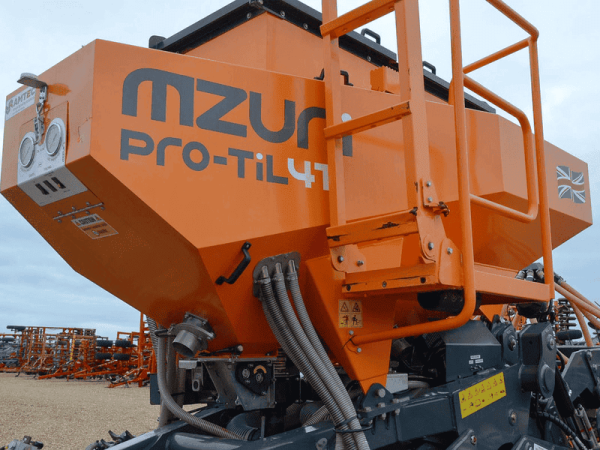 Посевной комплекс Mzuri Pro-Til 4T (2017)