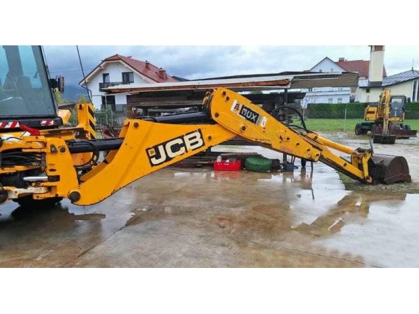 Екскаватор-навантажувач JCB 3CX (2017)