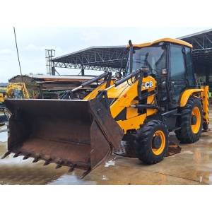 Екскаватор-навантажувач JCB 3CX (2017)