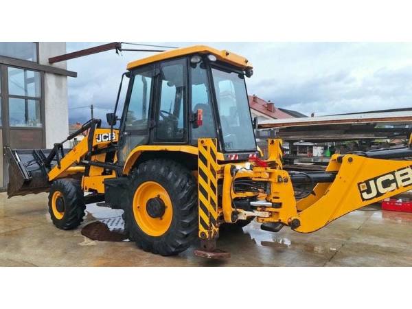 Екскаватор-навантажувач JCB 3CX (2017)